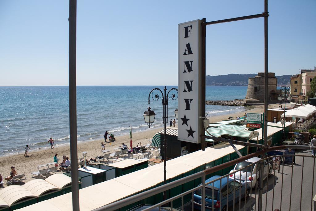 Albergo Fanny Alassio Exterior photo